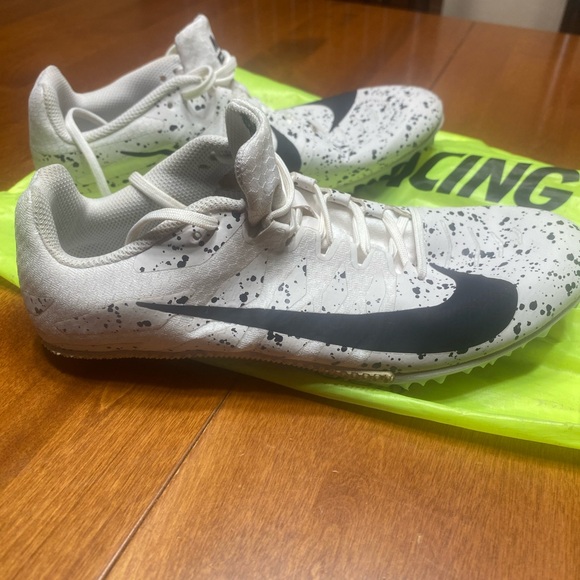 Nike Racing Spike White and Black Speckled - Picture 2 of 6